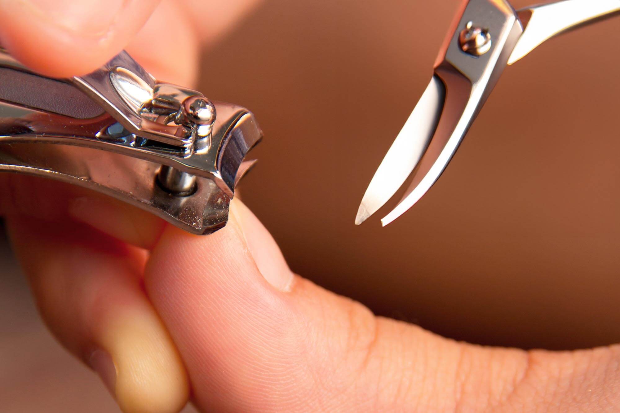 Nagelschere vs. Nagelzwicker – Vor- und Nachteile im Vergleich